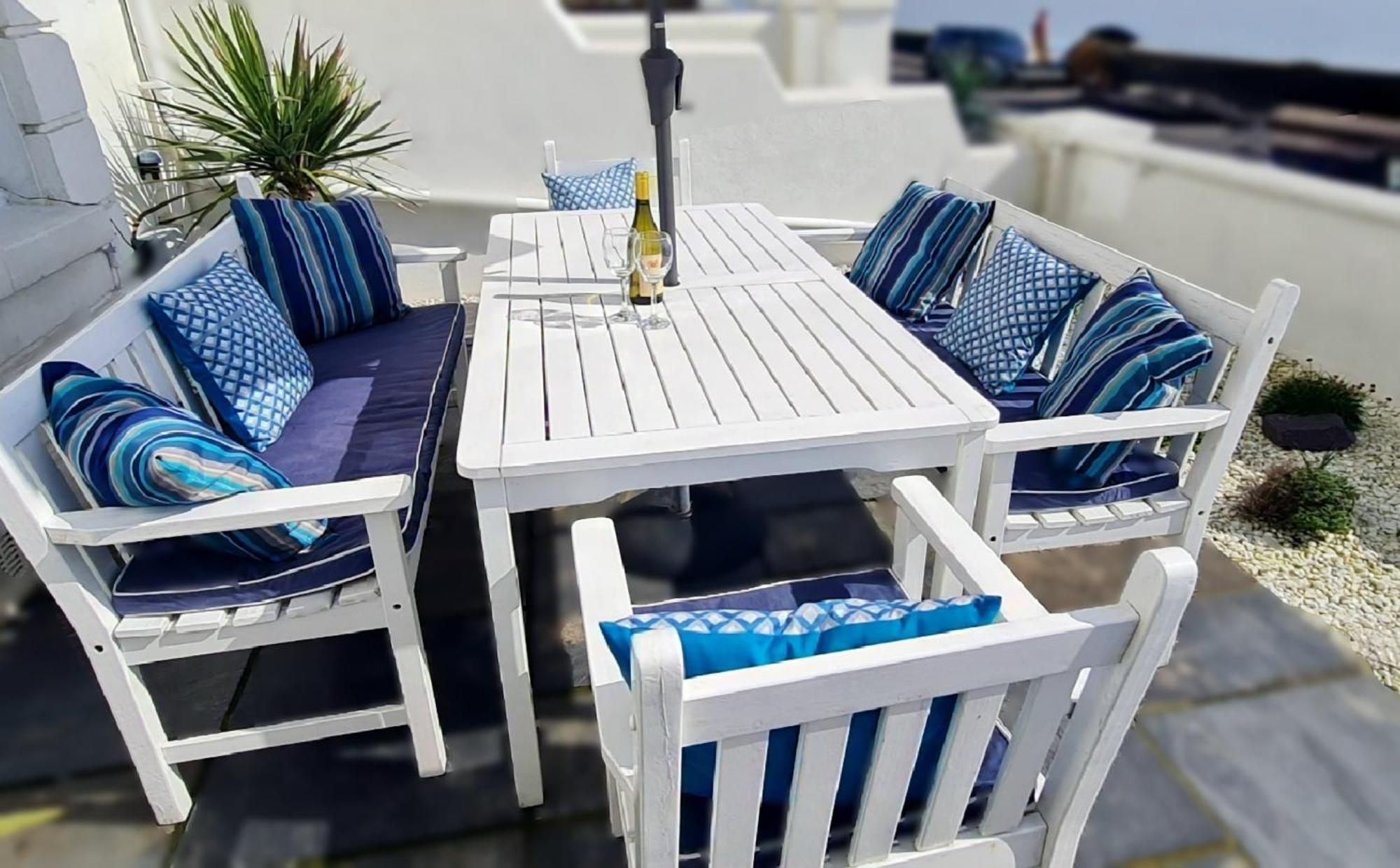 Beach View, 4 Bedroom House Opposite The Sea! Sleeps 10 Сендгейт Екстериор снимка